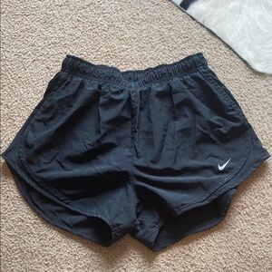 Nike Black Athletic Shorts Lightweight Moisture-Wicking